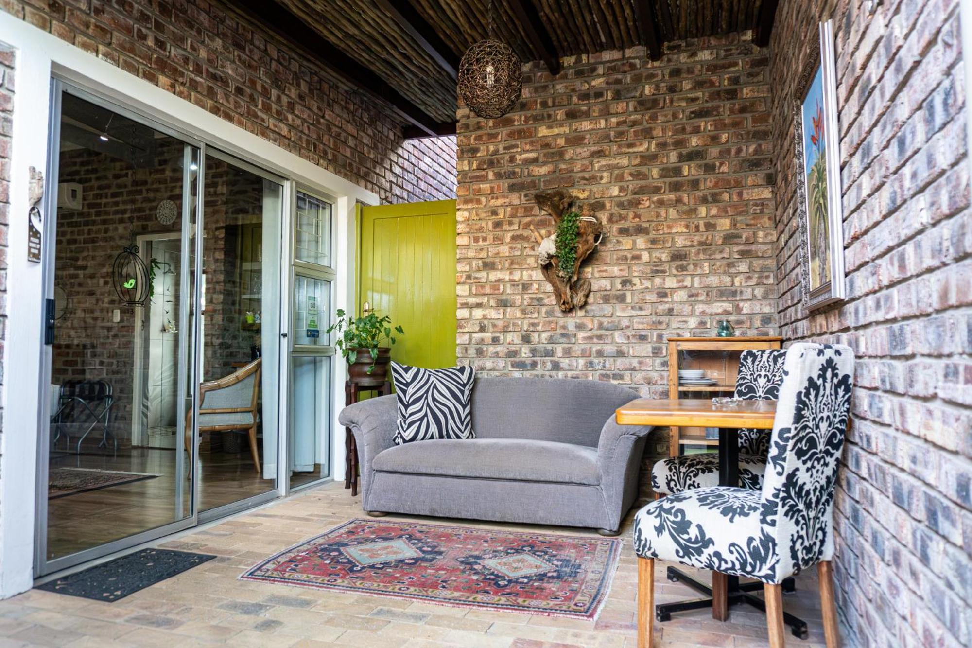 Earthbound Guest House Oudtshoorn Kültér fotó